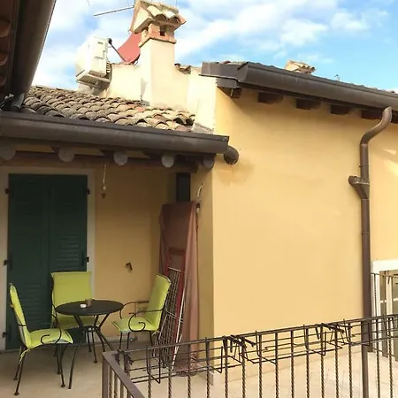 La Maison Du Port トッリ・デル・ベーナコ