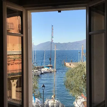 La Maison Du Port アパート