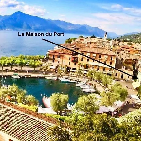 La Maison Du Port アパート トッリ・デル・ベーナコ